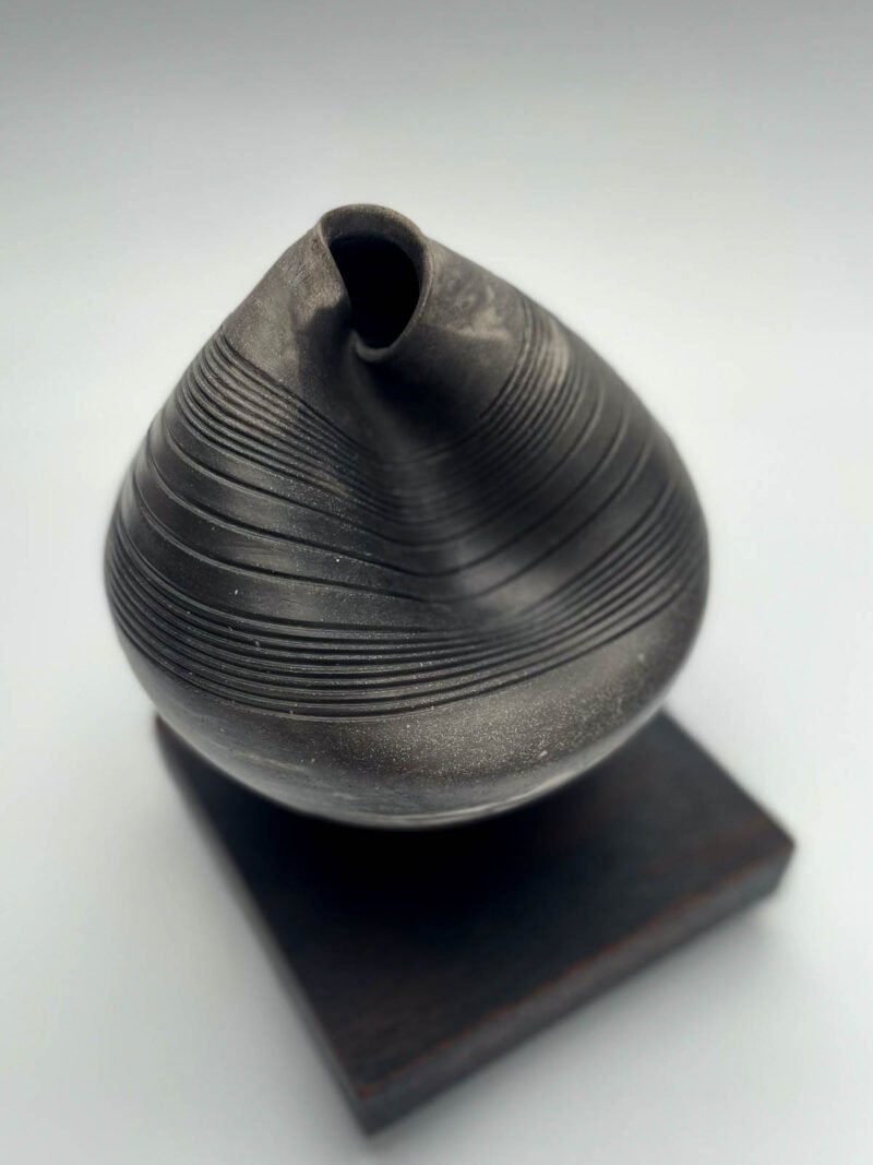 Sculptural form - Image 3