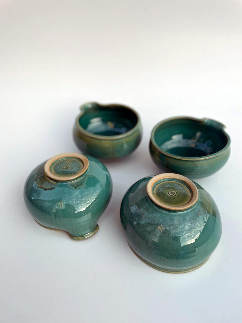 A set of four bowls - Image 3