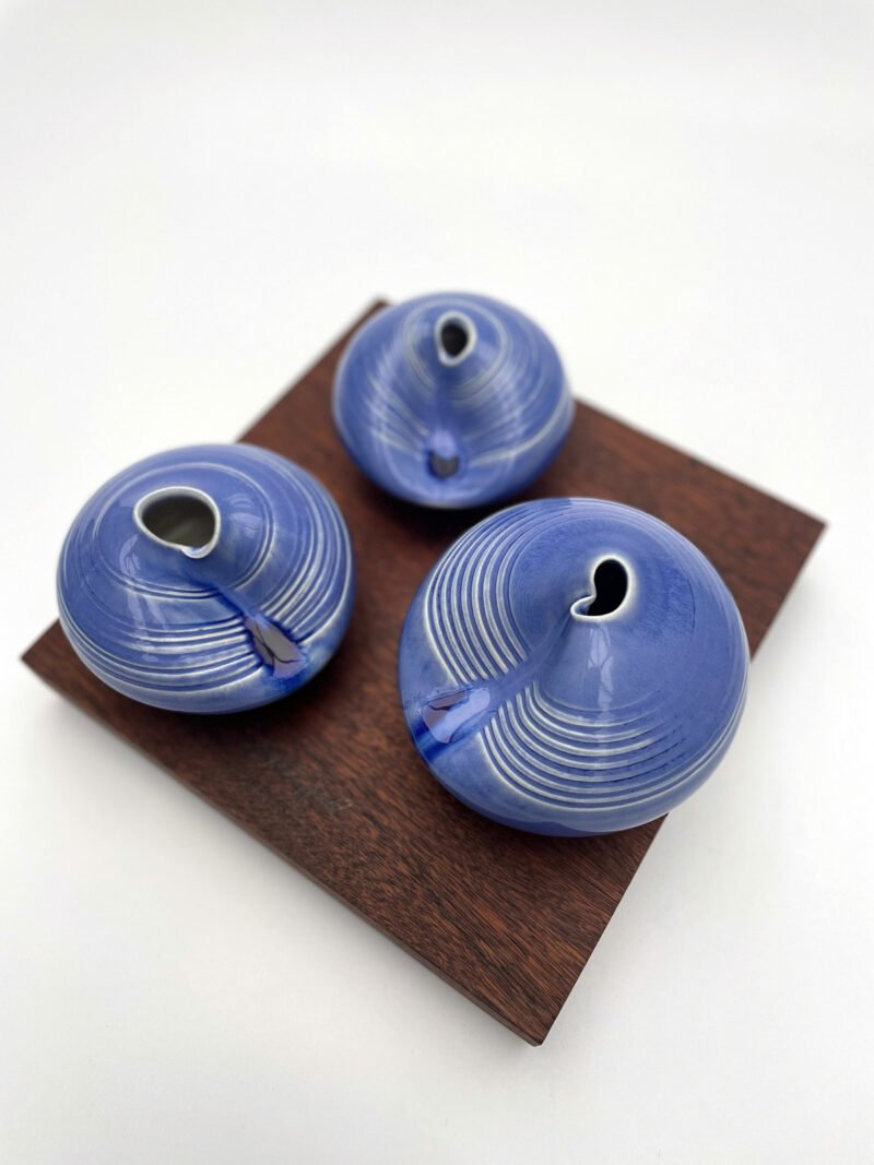 A trio of blue neckline dimple pots - Image 2